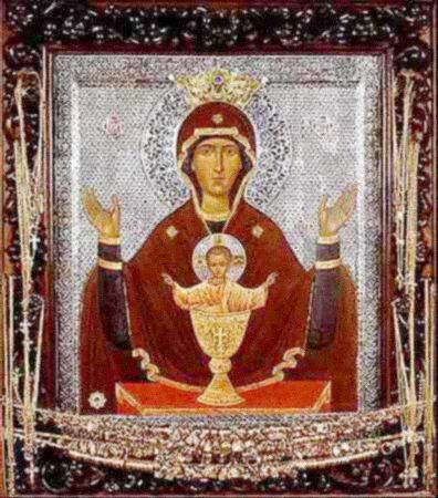 Ікона Божої Матері «Невипивана Чаша» по іконографії відноситься до типу «Оранта» - Богоматір зображена з піднятими вгору руками, перед Нею - Богонемовля, що стоїть в чаші