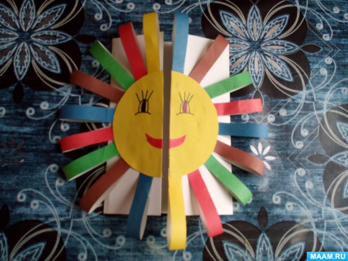 Майстер-клас: об'ємна листівка «Сонечко»   До свята Дня Захисту дітей, ми вирішили зробити листівку